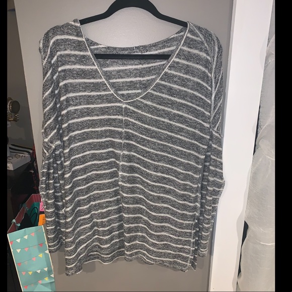 Garage sweater - Picture 1 of 2